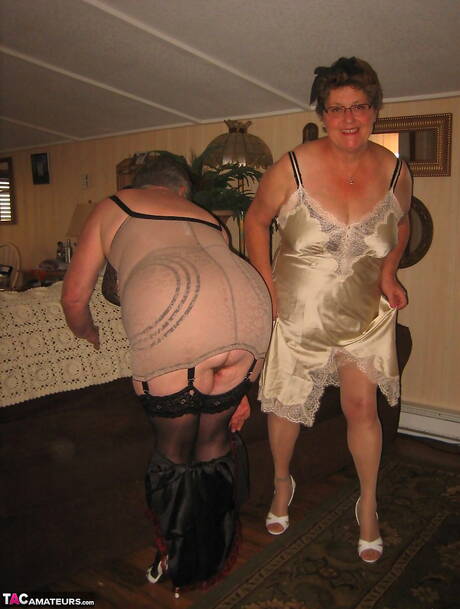 Bra Pictures